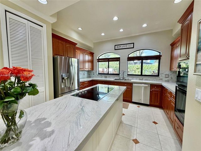 12391 SW 75th St, Miami, FL 33183