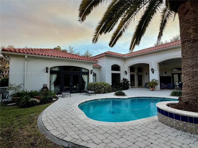 12391 SW 75th St, Miami, FL 33183