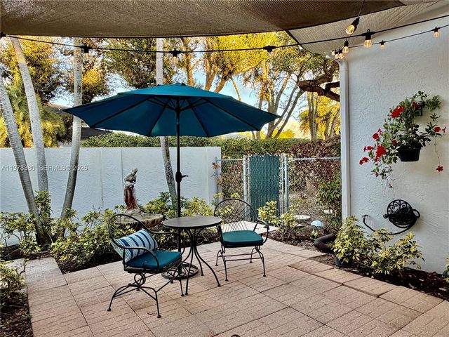 12391 SW 75th St, Miami, FL 33183