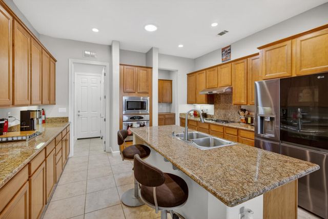 751 Woodacre Drive, Redding, CA 96002