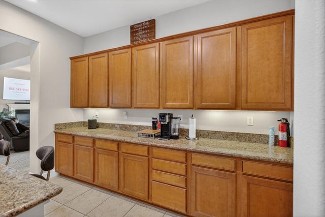 751 Woodacre Drive, Redding, CA 96002