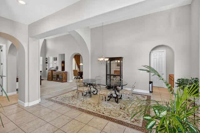 751 Woodacre Drive, Redding, CA 96002