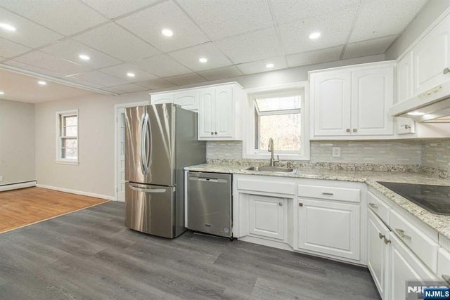 200 Conklintown Road, Ringwood, NJ 07456
