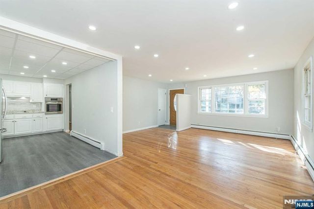 200 Conklintown Road, Ringwood, NJ 07456