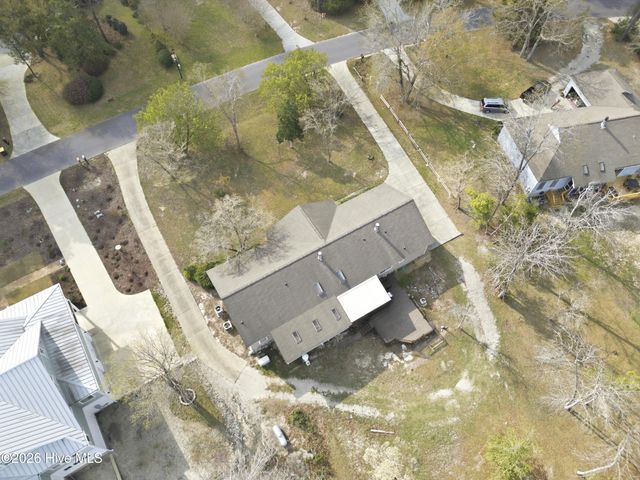 632 Ravenswood Road, Hampstead, NC 28443