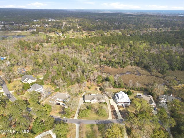 632 Ravenswood Road, Hampstead, NC 28443