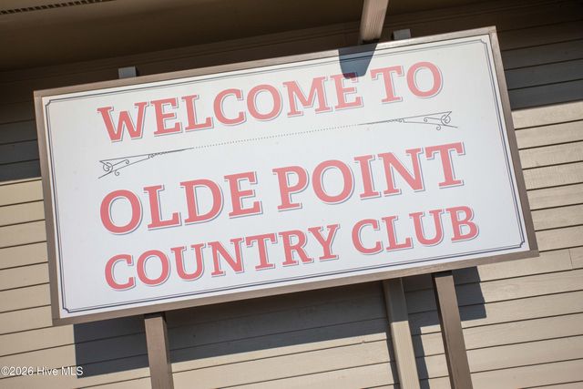 632 Ravenswood Road, Hampstead, NC 28443