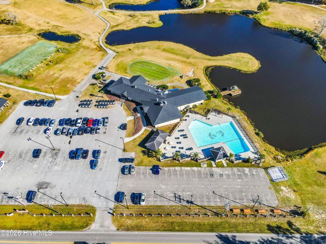 632 Ravenswood Road, Hampstead, NC 28443