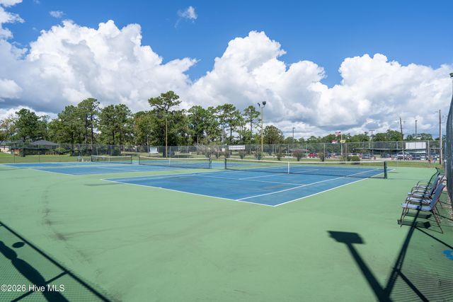 632 Ravenswood Road, Hampstead, NC 28443