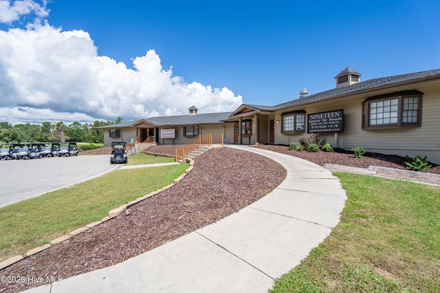 632 Ravenswood Road, Hampstead, NC 28443