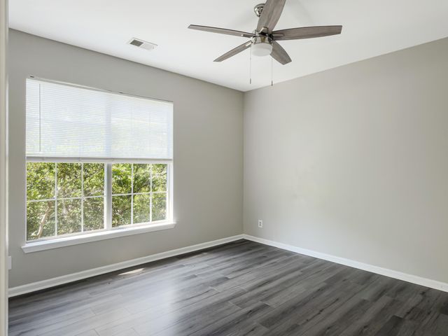 1600 Long Grove Drive 1127, Mount Pleasant, SC 29464