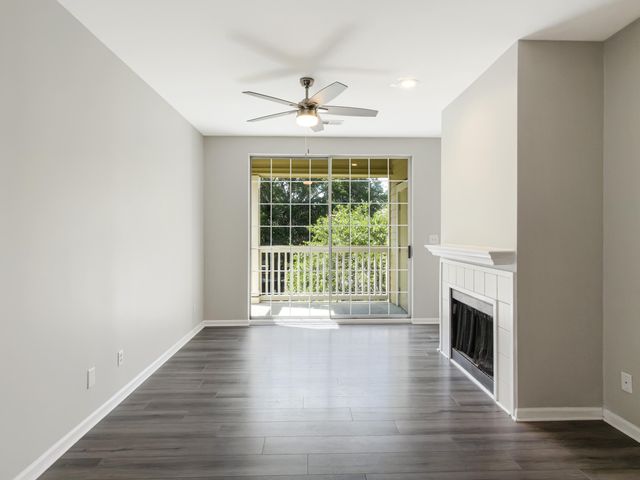 1600 Long Grove Drive 1127, Mount Pleasant, SC 29464