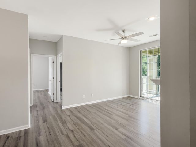 1600 Long Grove Drive 1127, Mount Pleasant, SC 29464