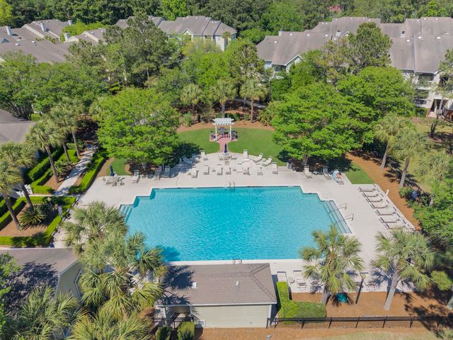 1600 Long Grove Drive 1127, Mount Pleasant, SC 29464