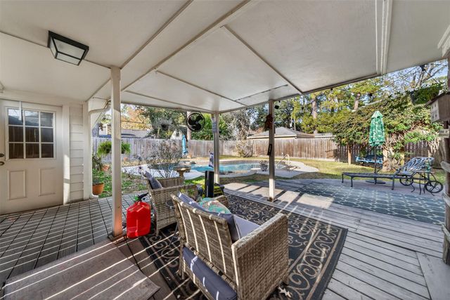 5934 Theall Road, Houston, TX 77066