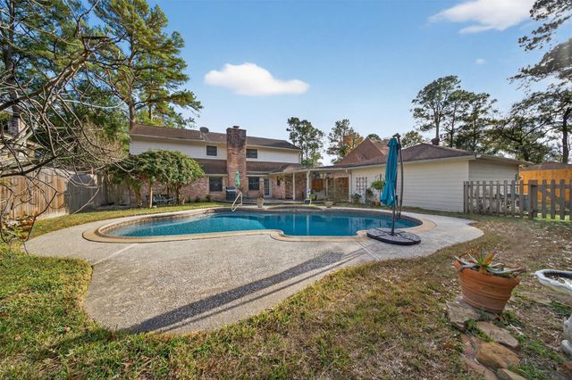 5934 Theall Road, Houston, TX 77066