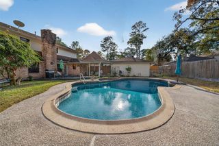 5934 Theall Road, Houston, TX 77066