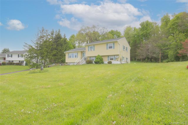 62 Barnes Road, Washingtonville, NY 10992