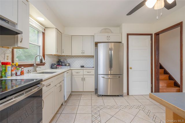 62 Barnes Road, Washingtonville, NY 10992