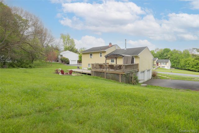 62 Barnes Road, Washingtonville, NY 10992