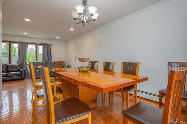 62 Barnes Road, Washingtonville, NY 10992