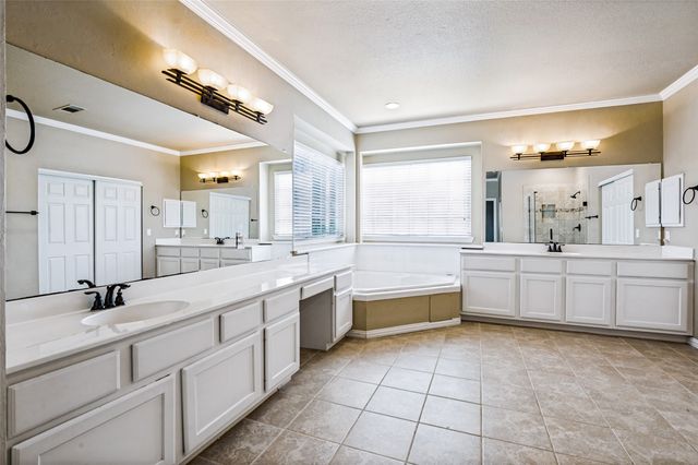 6040 Fieldstone Drive, Dallas, TX 75252