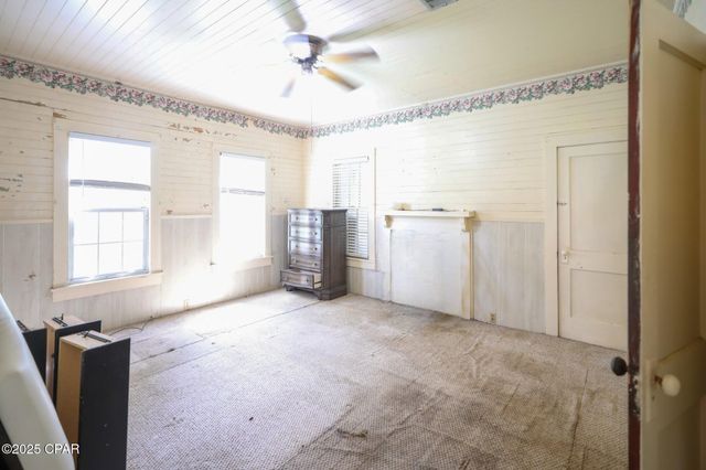 509 S Depot Street, Bonifay, FL 32425