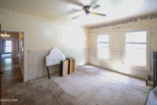 509 S Depot Street, Bonifay, FL 32425