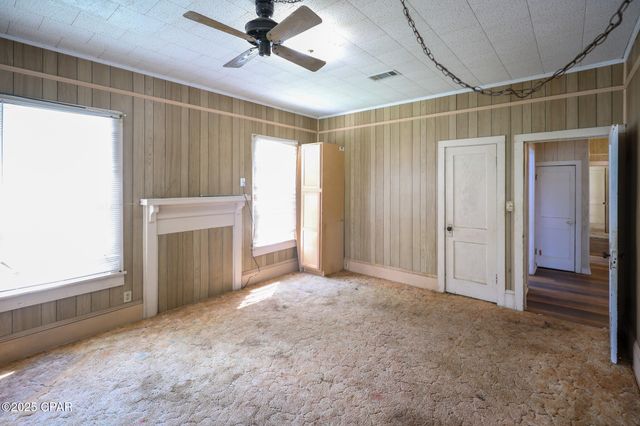 509 S Depot Street, Bonifay, FL 32425