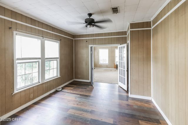 509 S Depot Street, Bonifay, FL 32425