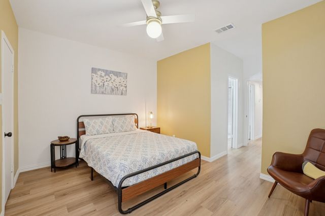 3550 Country Square Drive 201, Carrollton, TX 75006