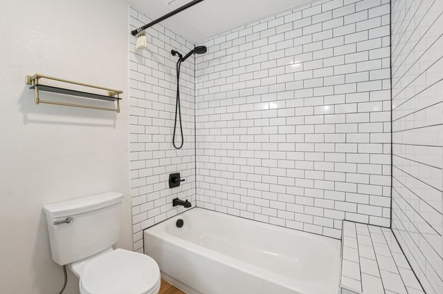 3550 Country Square Drive 201, Carrollton, TX 75006