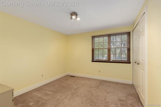 34062 Inverarry Court, Sterling Heights, MI 48312