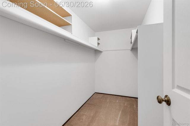 34062 Inverarry Court, Sterling Heights, MI 48312