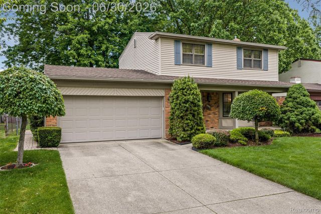 34062 Inverarry Court, Sterling Heights, MI 48312