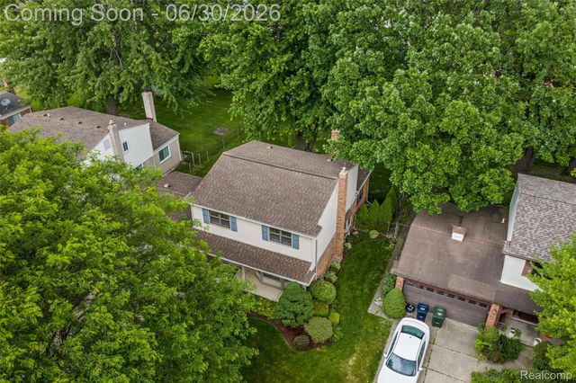 34062 Inverarry Court, Sterling Heights, MI 48312
