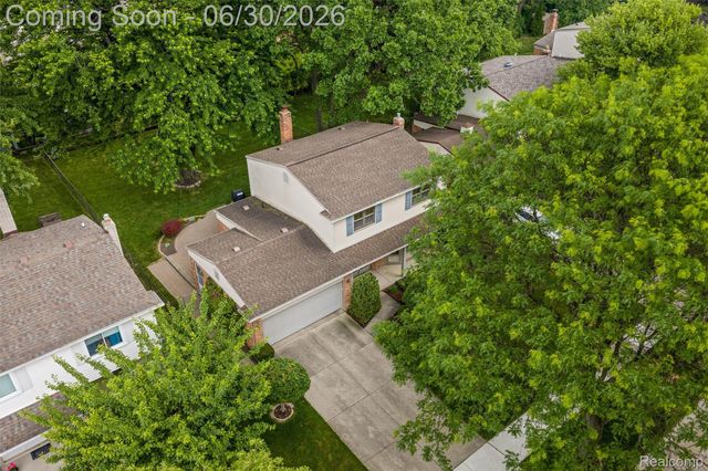 34062 Inverarry Court, Sterling Heights, MI 48312