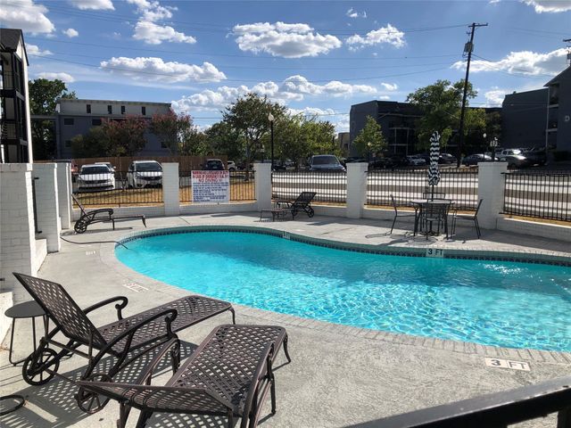 6409 Burns ST 306, Austin, TX 78752