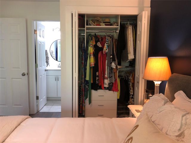 6409 Burns ST 306, Austin, TX 78752