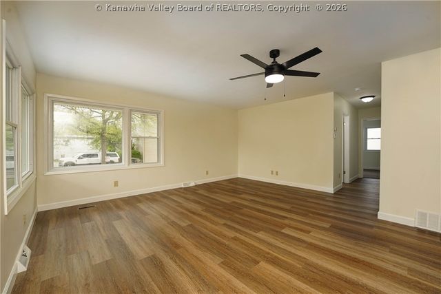 303 Georges Drive, Charleston, WV 25306
