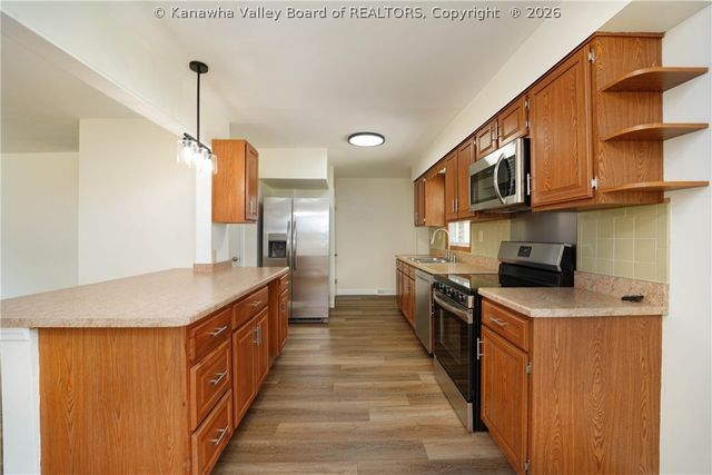 303 Georges Drive, Charleston, WV 25306