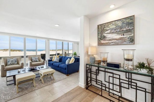 3281 Ocean Drive, Oxnard, CA 93035