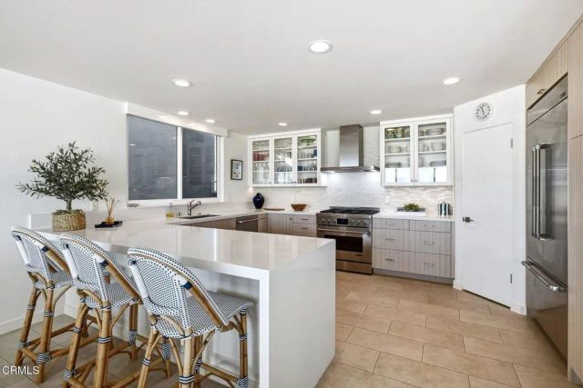 3281 Ocean Drive, Oxnard, CA 93035