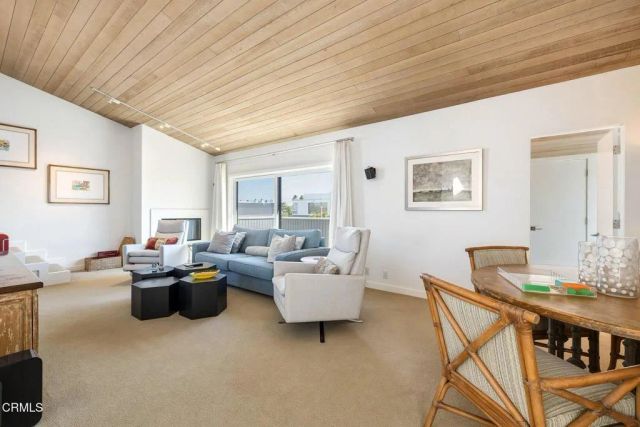 3281 Ocean Drive, Oxnard, CA 93035