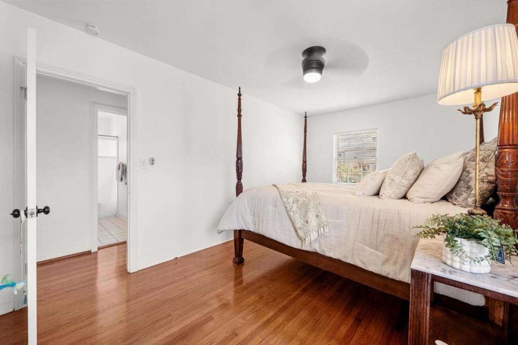 Image 26 of property listing at 3535 Jewell Street, San Diego, CA 92109