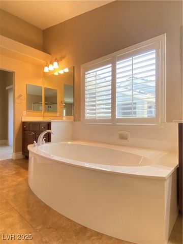 95 Broken Putter Way, Las Vegas, NV 89148