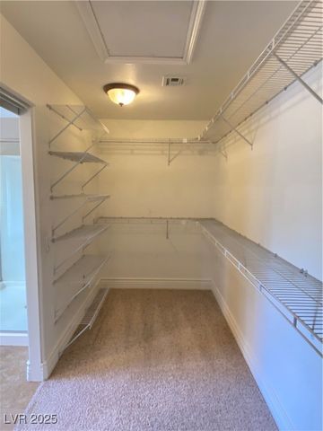 95 Broken Putter Way, Las Vegas, NV 89148