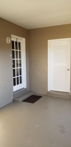 1000 NE 17TH Court, Fort Lauderdale, FL 33305