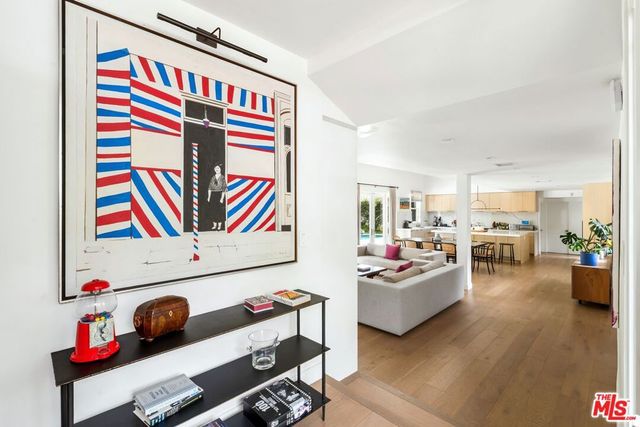 160 Beloit Avenue, Los Angeles, CA 90049