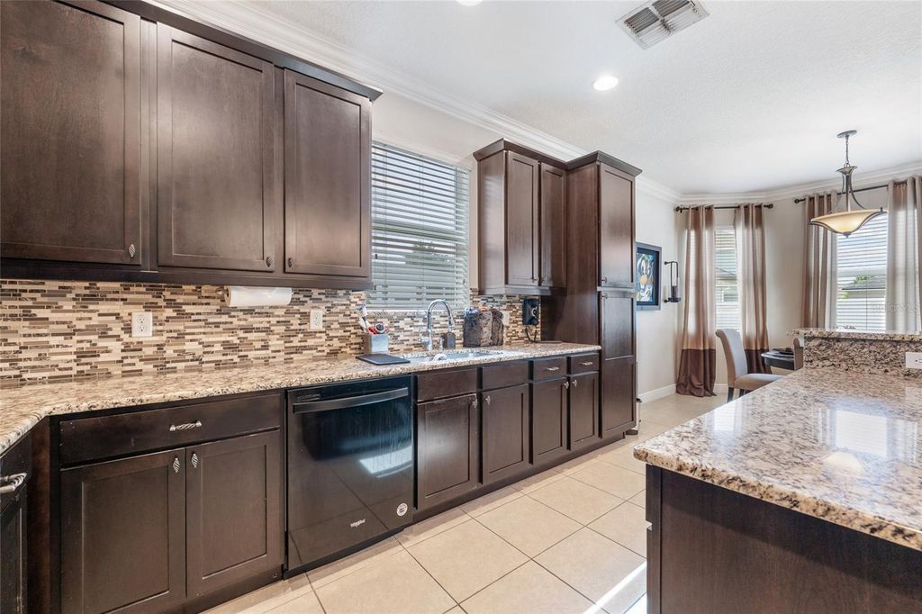 Image 17 of property listing at 4436 AZURE ISLE WAY, Kissimmee, FL 34744